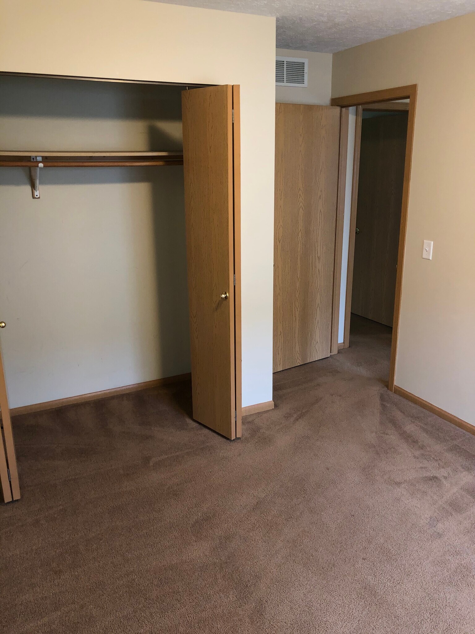 bedroom 2 closet - 5830 Princess Margaret Dr