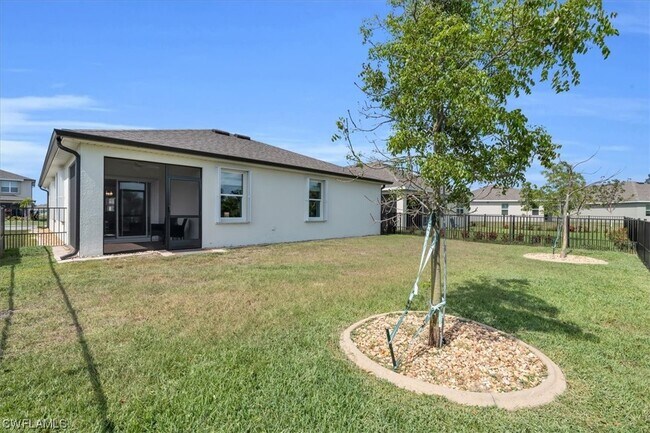 Building Photo - 3164 Estancia Ln