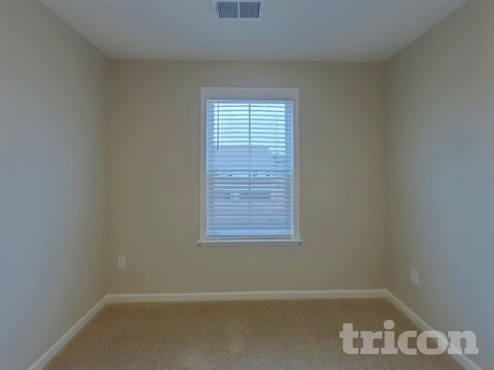 Building Photo - 18 Beautyberry St