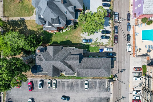 Aerial Photo - 1213 Laurel Ave