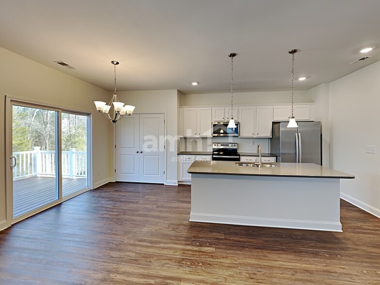 Building Photo - 2034 Corey Joseph Dr