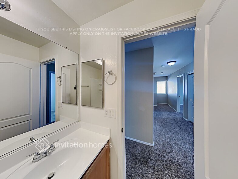 Building Photo - 9042 W Toronto Way