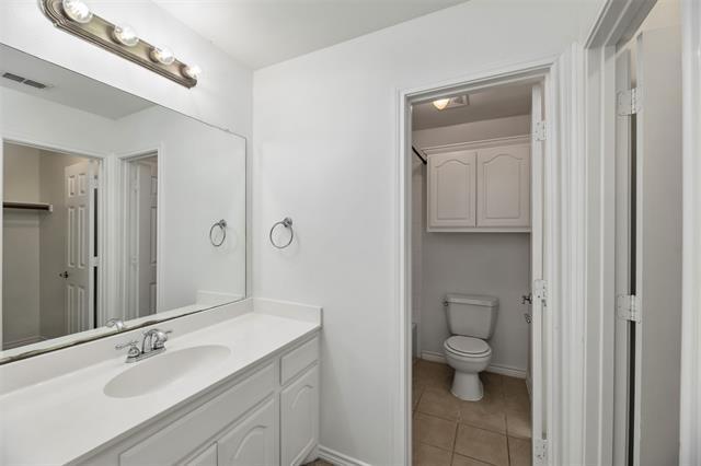 Building Photo - 1143 Polo Heights Dr