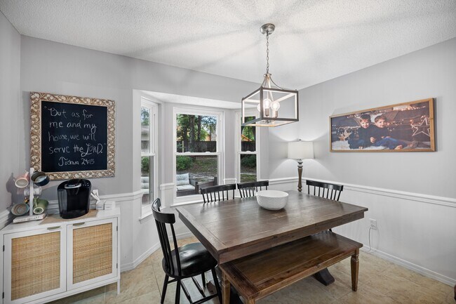 Building Photo - 507 Nassau Dr