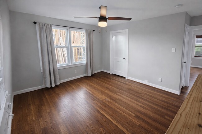 Building Photo - 1621 Wesley St