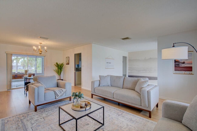 Building Photo - 107 Jamaica Dr