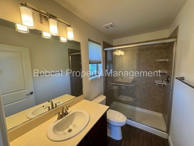 Building Photo - 1226 Saltern Dr