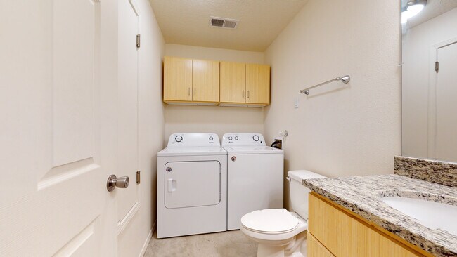 Building Photo - Indian Ridge