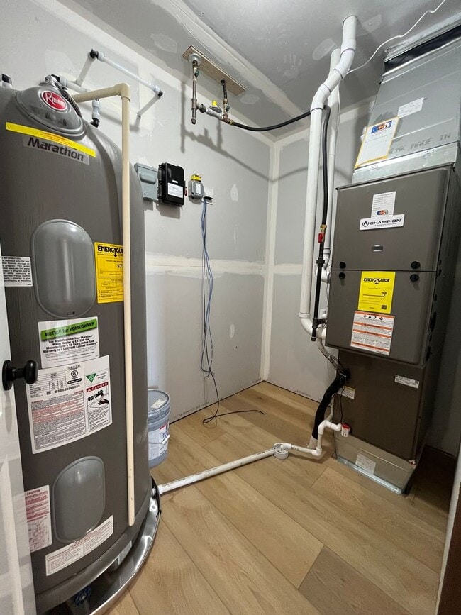 Building Photo - Newly Constructed 3 Bed/2.5 Bath Townhome in Aspen Ridge!