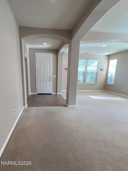 Building Photo - 6242 10 Mile Ct