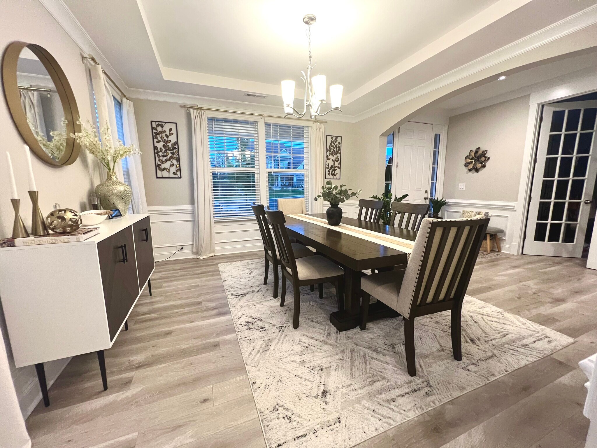 Building Photo - 4745 Kingswood Dr