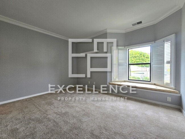 Building Photo - In the Villages 55+ Gated Community, 2/2+ Office, 1900+Sf, Deck, Views, Golf Course and Much More