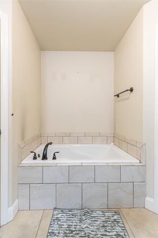 Building Photo - 349 White Rock Dr