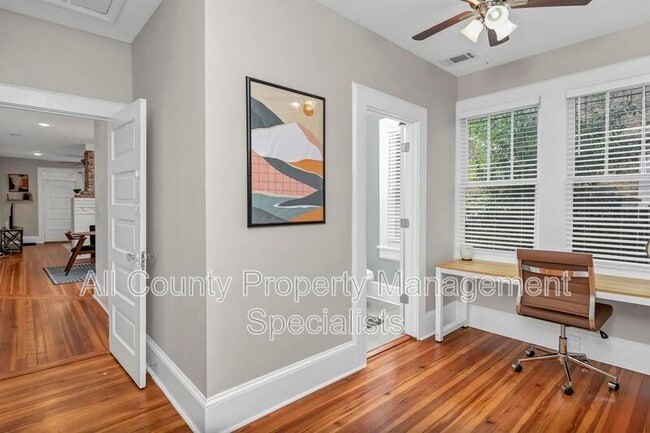 Building Photo - 1035 Kinard Ct