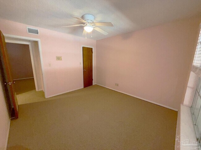 Building Photo - 4801 Berryhill Rd