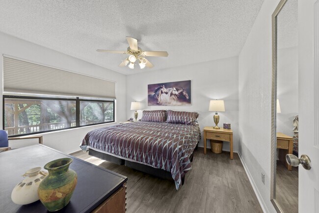 Building Photo - 126 North St