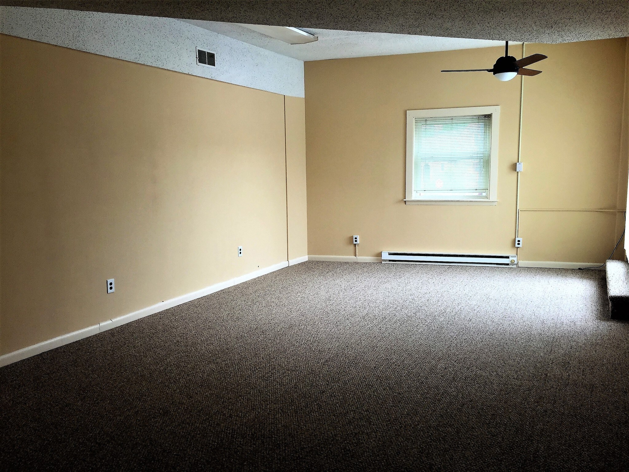 Living Room - 127 S York Rd