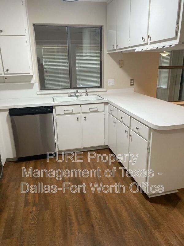 Building Photo - 4707 Burning Springs Dr