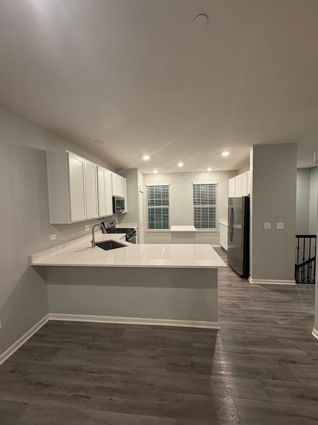 Building Photo - 8972 Dolby St