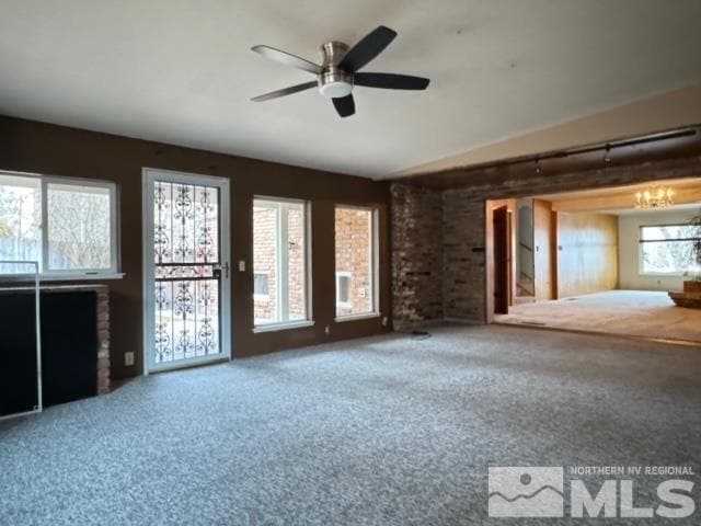 Building Photo - 2125 Lakeside Dr