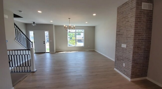 Building Photo - 4877 Preston Ln