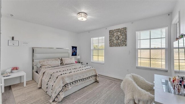 Building Photo - 2259 Waukegan Dr