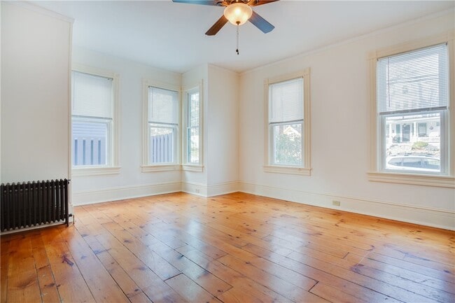 Building Photo - 40 Cedar St