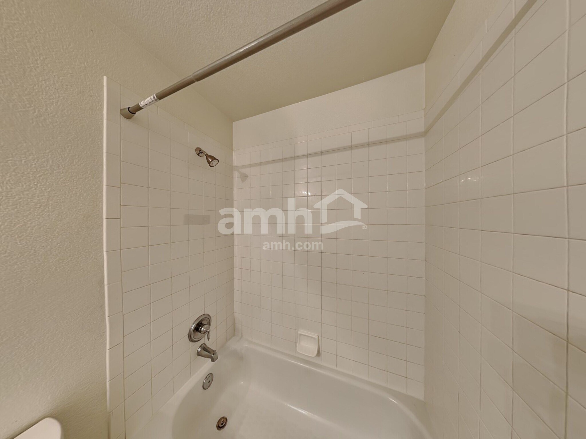 Building Photo - 9752 E 112th Dr