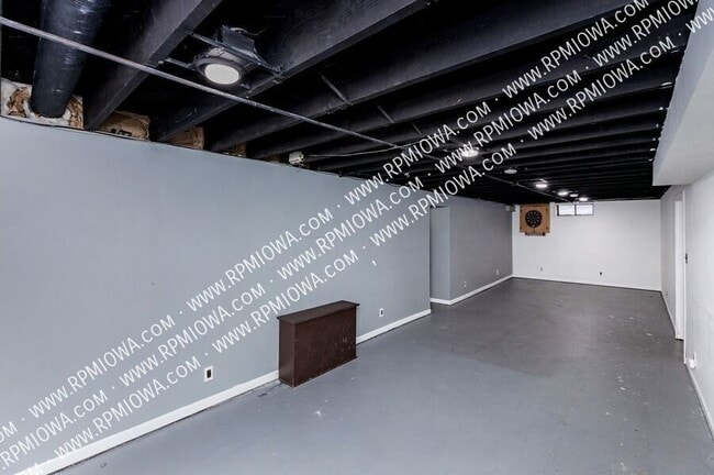 Building Photo - 3109 Holcomb Ave