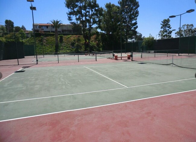 Building Photo - 9419 Via Patricia