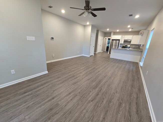 Building Photo - 806 Schley