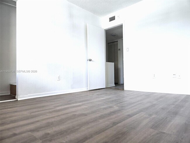 Building Photo - 300 NW 107th Ave