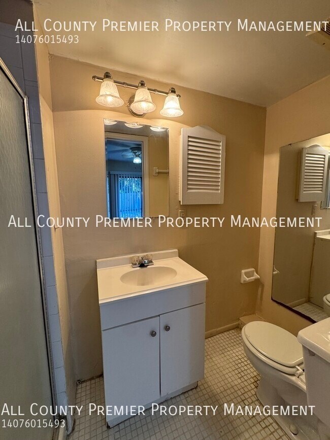 Building Photo - 201 Dovetail Ct