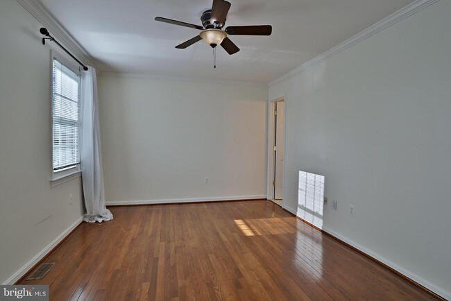 Building Photo - 3181 Welby Ct