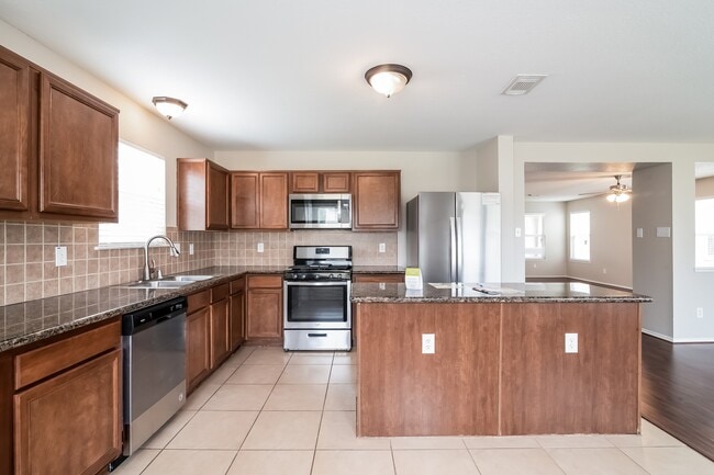 Building Photo - 20726 Desert Shadows Ln