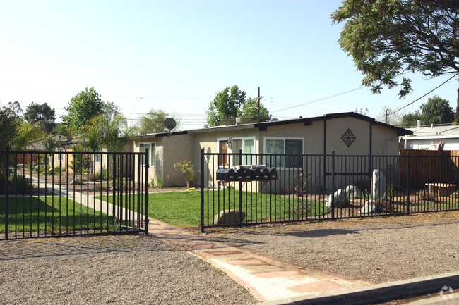 Building Photo - West 11th Avenue Apartment Homes