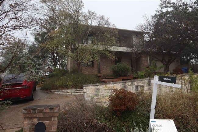 Building Photo - 4809 Timberline Dr