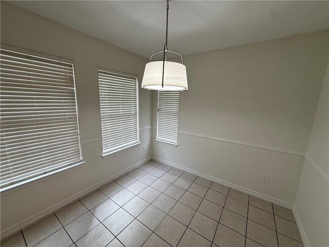 Building Photo - 791 Copperfield Dr E