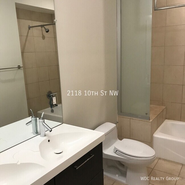 Building Photo - 2118 10th St NW