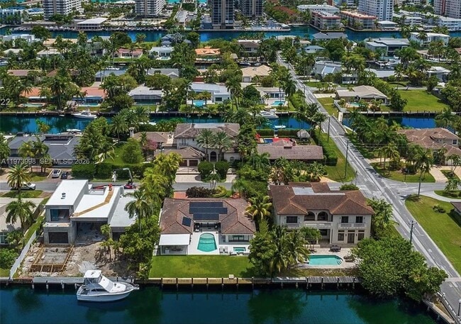 Building Photo - 524 Oleander Dr