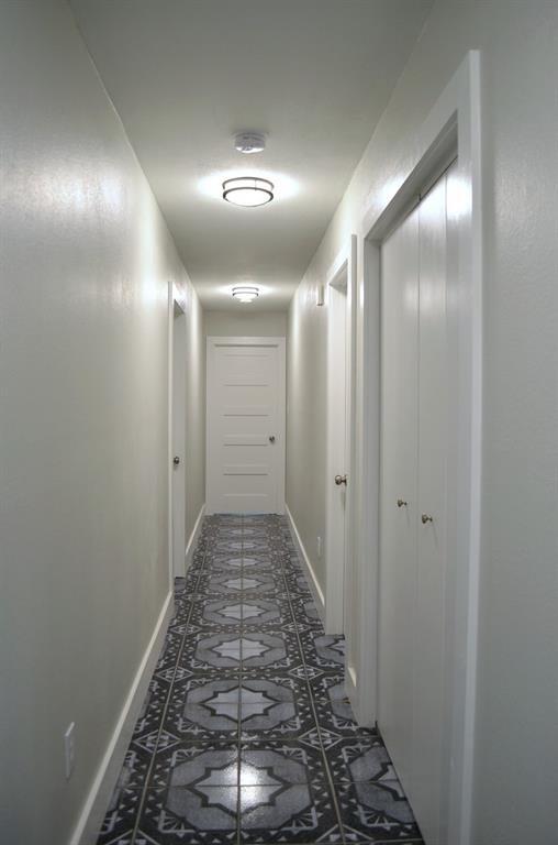 Building Photo - 6400 Santos St