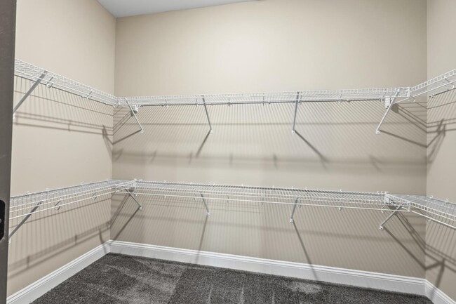 Building Photo - 206 Leland Ln