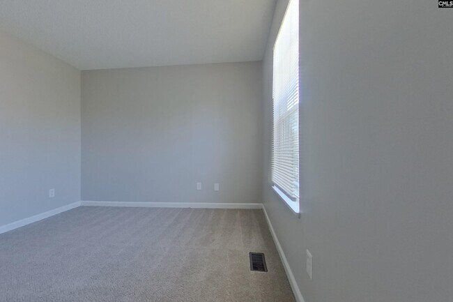 Building Photo - 521 Halleck Ln