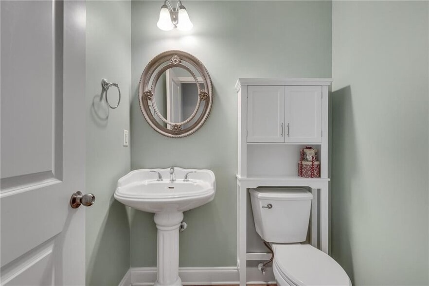 Building Photo - 1387 Village Creek Cir