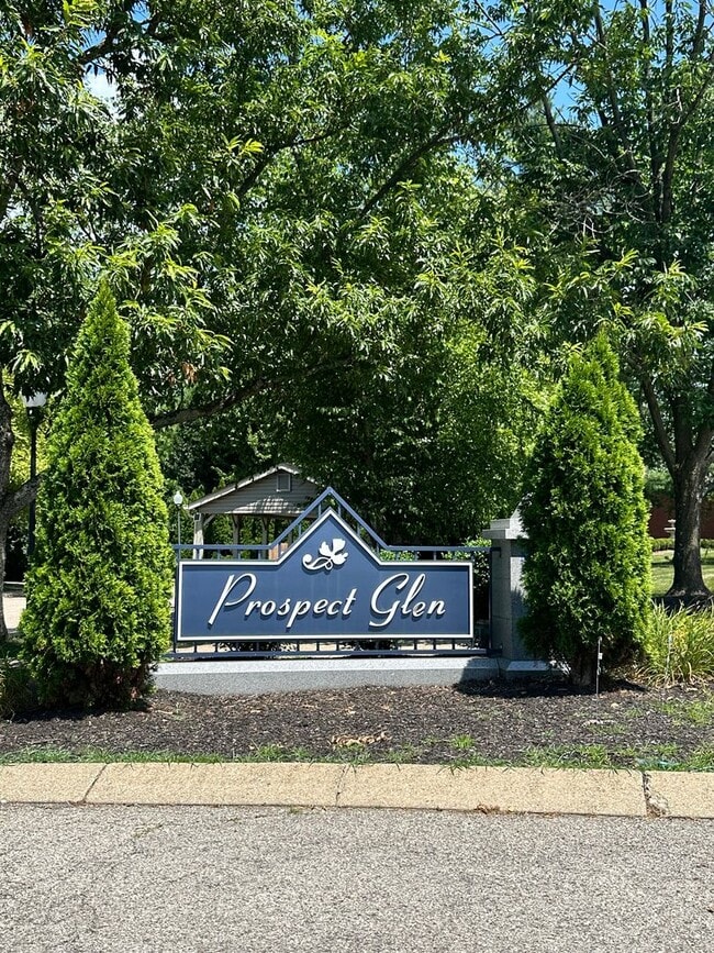 Building Photo - 2BR/2BA Updated Condo in Prospect Glen Vil...