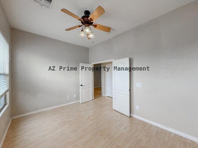 Building Photo - 17647 W Rimrock St