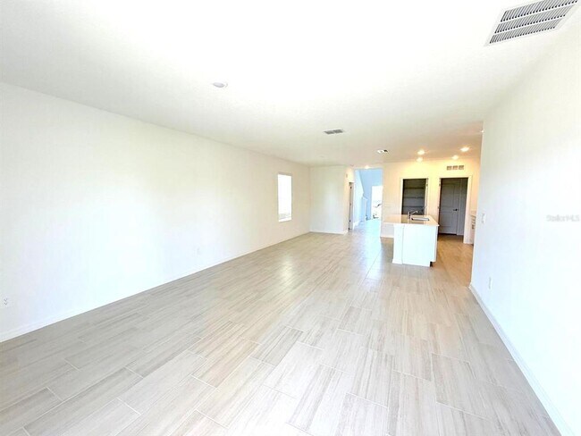 Building Photo - 2081 Hallier Cv