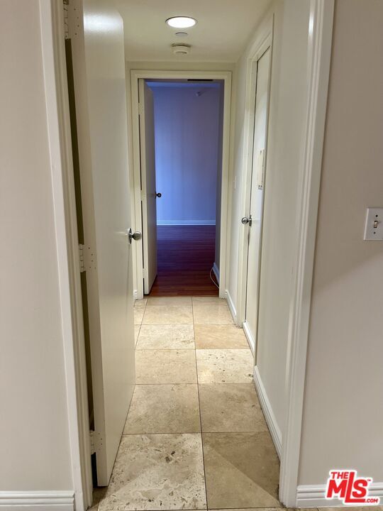 Building Photo - 10445 Wilshire Blvd