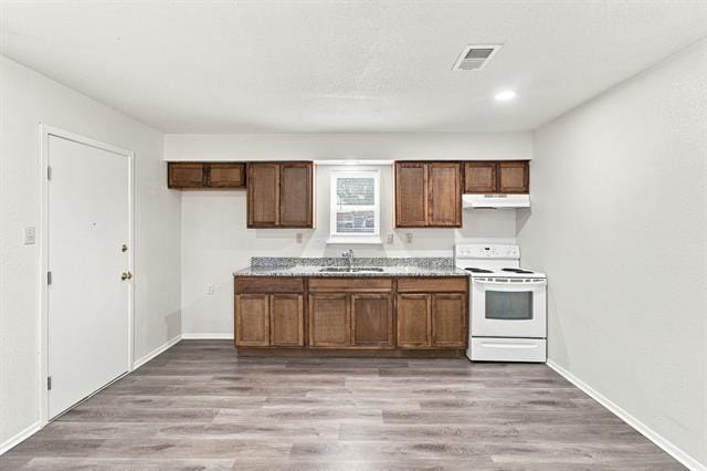 Building Photo - 1819 Pelican Oval W
