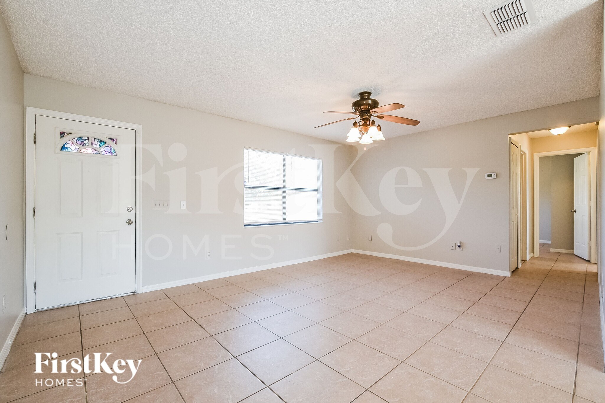 Building Photo - 3208 Buckland St